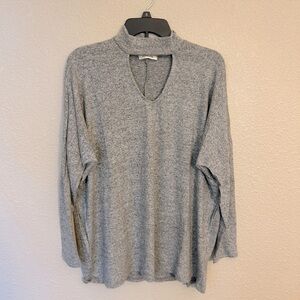 Women’s thin gray sweater size small